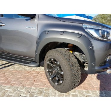 Toyota Hilux Revo 2014 расширители арок Offroad V2