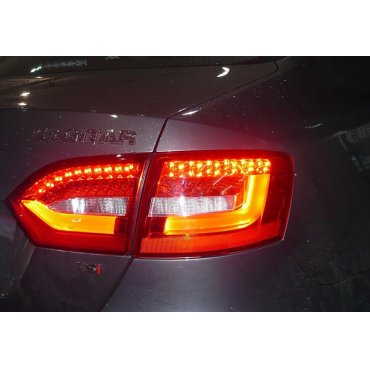 Volkswagen Jetta Mk6 оптика задняя светодиодная LED  красная V1