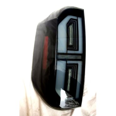 Toyota Tundra 2014+ оптика задняя LED черная CP