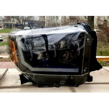 Toyota Tundra 2014+ оптика передняя Full LED стиль RP