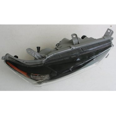 Toyota Highlander оптика передняя ксеноновая