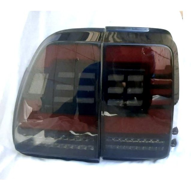 Lexus LX470 1998+ оптика задняя Full LED черная ZW