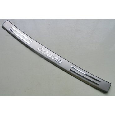 Skoda Octavia A5 накладка защитная на задний бампер