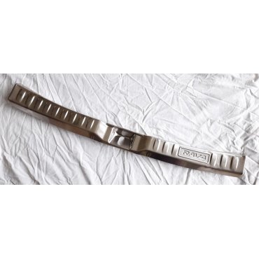 Toyota RAV 4 2019+ защитная накладка на задний бампер внутренняя Full Size Silver тип V2