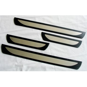 Mazda CX-5 2017+ накладки порогов дверных проемов ABS V1