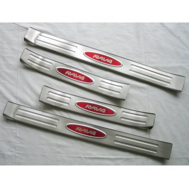 Toyota RAV4 Mk4 2016+ накладки порогов дверных проемов тип W